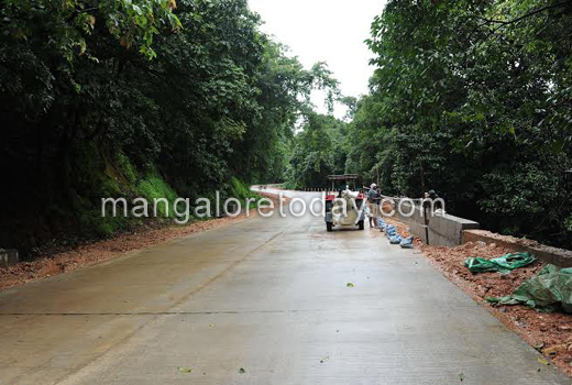 PWD Minister inspects Shiradi Ghat works; road to be opened in August 1st week 1